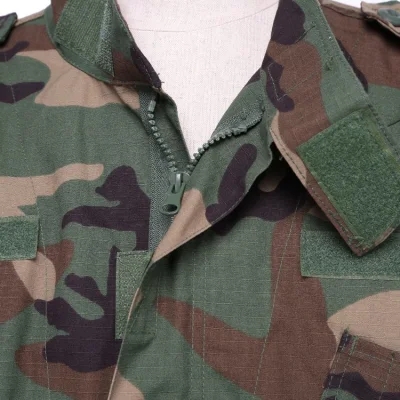 デジタル迷彩軍服 軍服をカスタマイズ